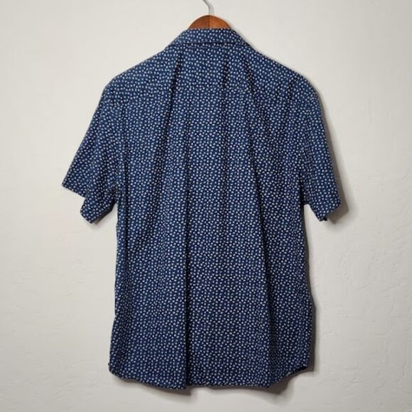 UNTUCKit Men's Short Sleeve Button-Down Shirt Size Large - Picture 4 of 5